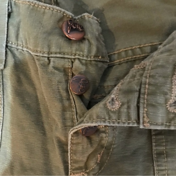 ▪️Joie Army Green Cropped Pants - Picture 2 of 11